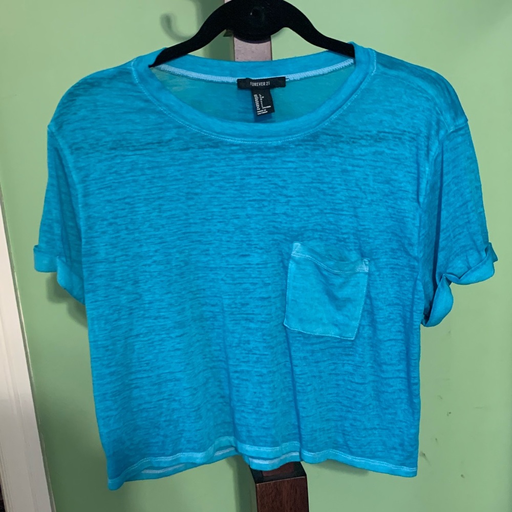 Forever 21 blue crop top size large